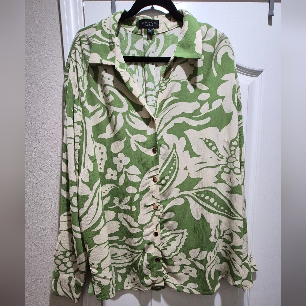 Grace the Perfect Fit Green & White Floral Button Front Blouse 2X EUC